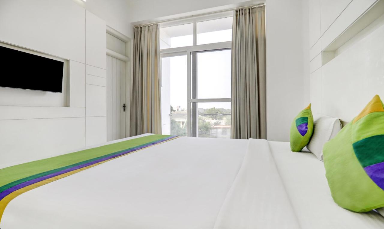 ג'איפור Treebo Trend Grande Azure - A Boutique Hotel Sitapura מראה חיצוני תמונה